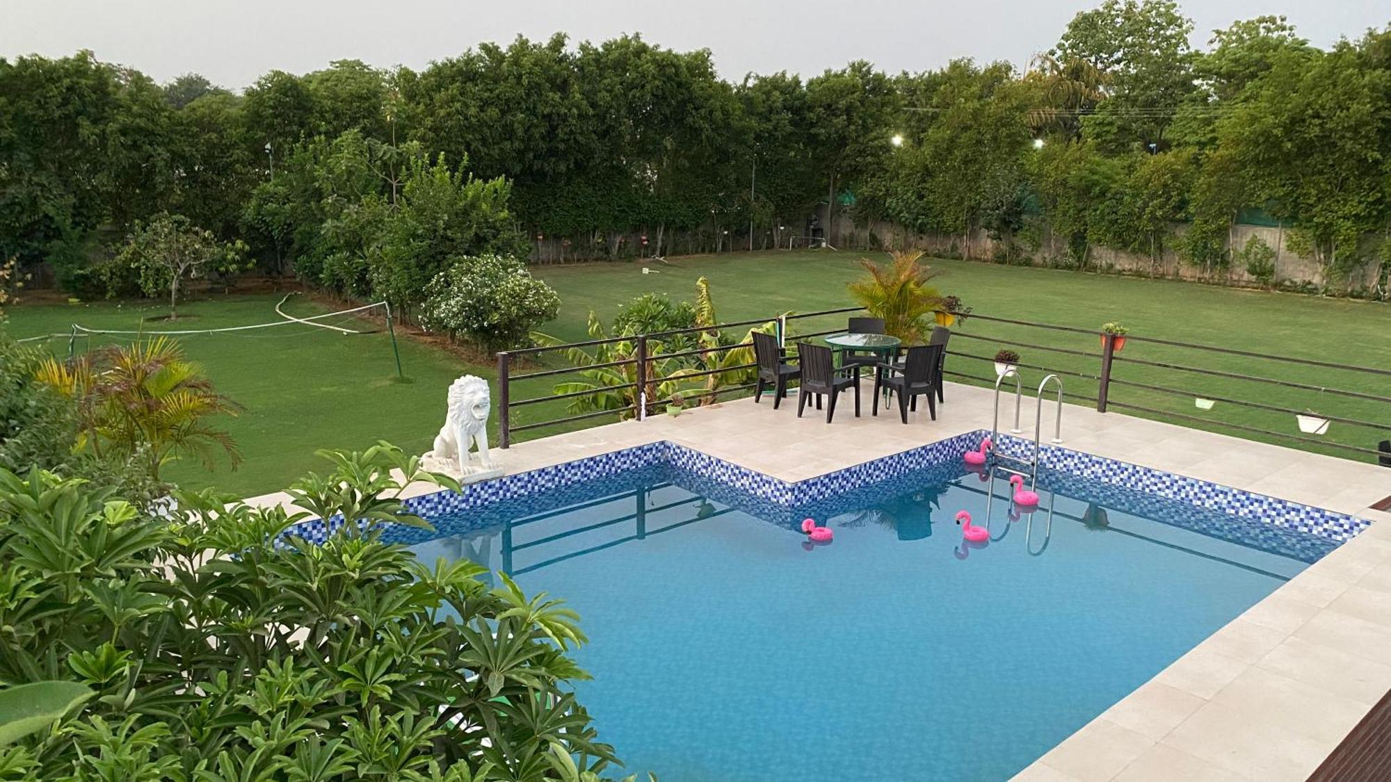 The Singh Farm Cosy Private Pool Farm Villa Gurgáon Kültér fotó